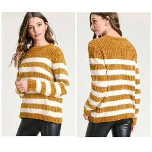 🆕Pink Rose Super Soft Striped Sweater L🆕